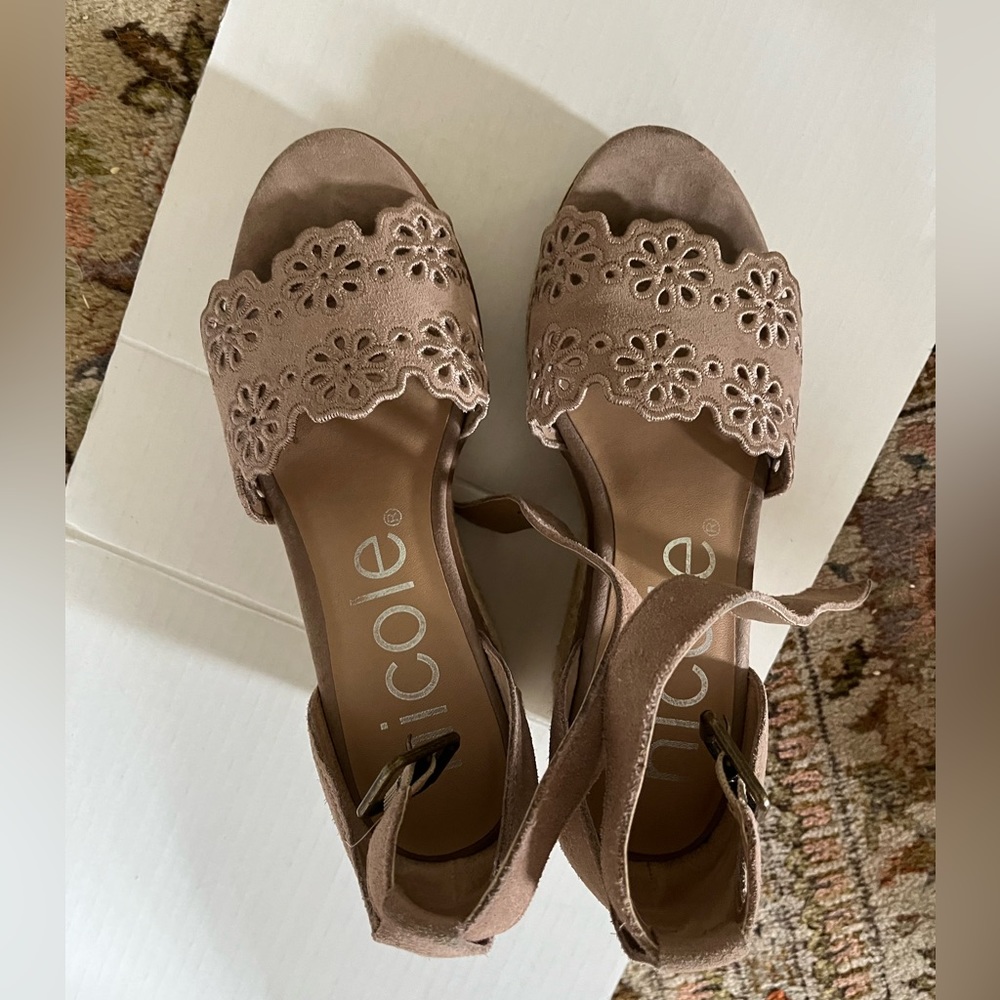 Lightly used Nicole heeled sandals